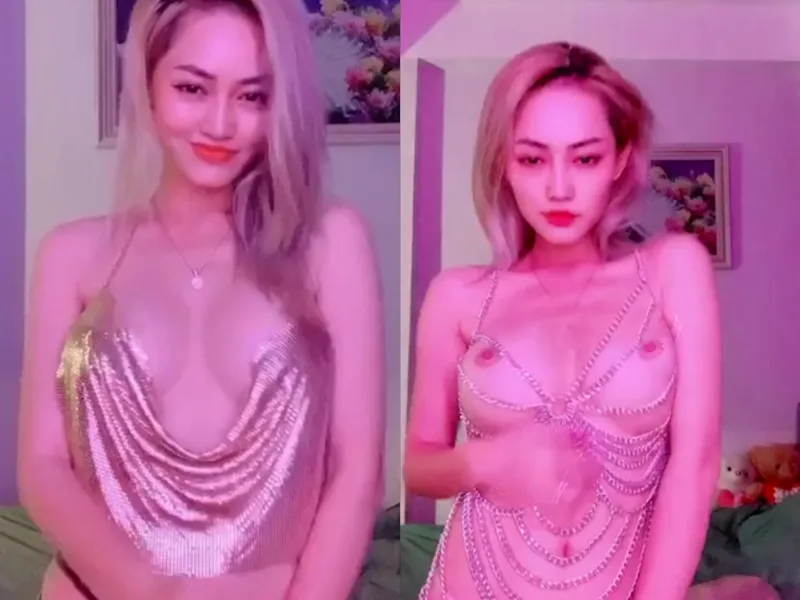 Em ngọc hà vú đẹp nứng lồn tự sướng p1